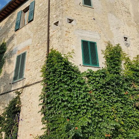 La Dimora Nel Castello Villa Колеваленца Екстериор снимка